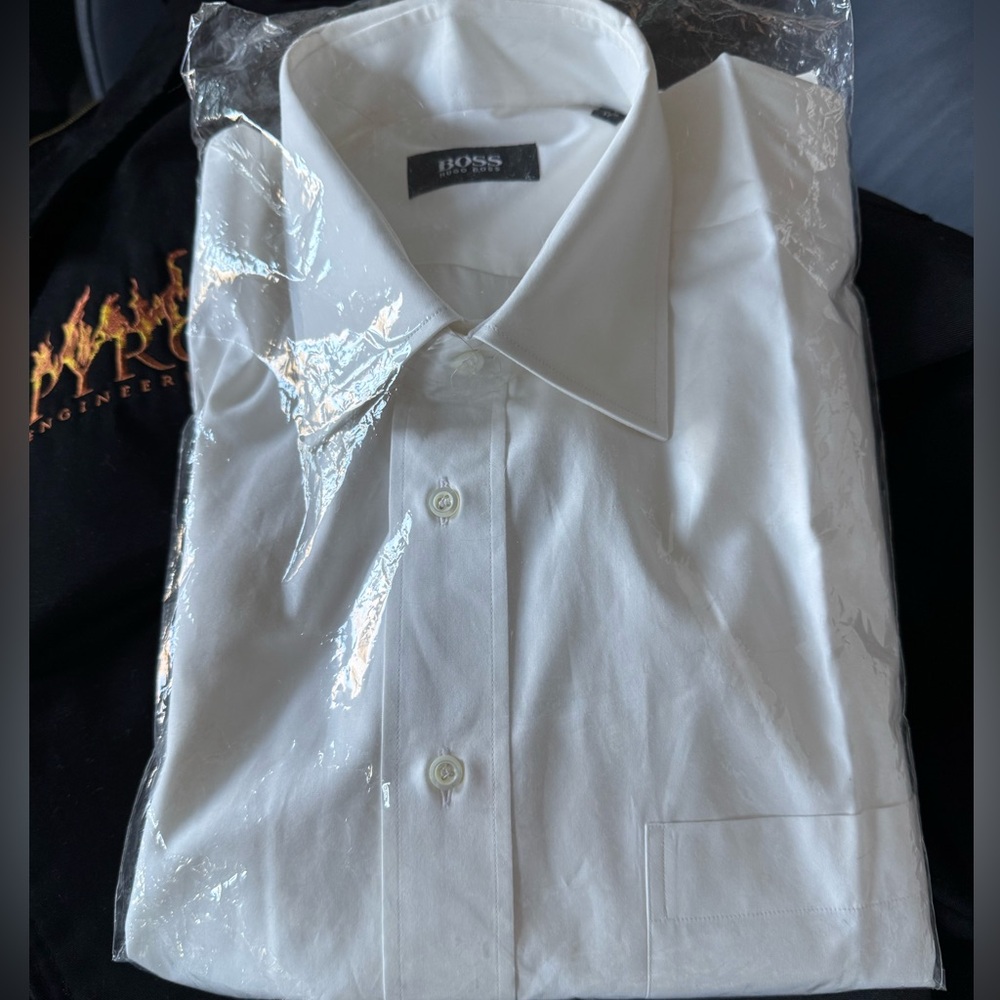 Men’s Hugo Boss White ‘Edward’ Button Up Dress Shirt 100% Cotton Sz 17/43